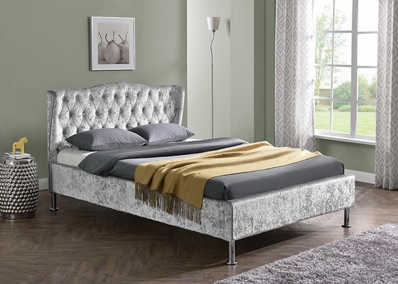 Linen Fabric Upholstered Platform Bed Frame Dengan Tombol Modern Light Grey King Size