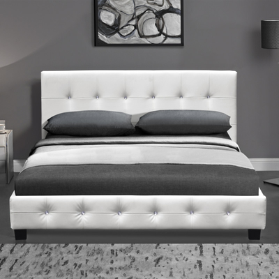 Tempat Tidur Kulit Berlapis Kancing Cristal