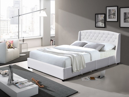 Dua Telinga LED Kulit Imitasi Tempat Tidur Berlapis Queen Size 4 Laci Mental Tombol Berumbai