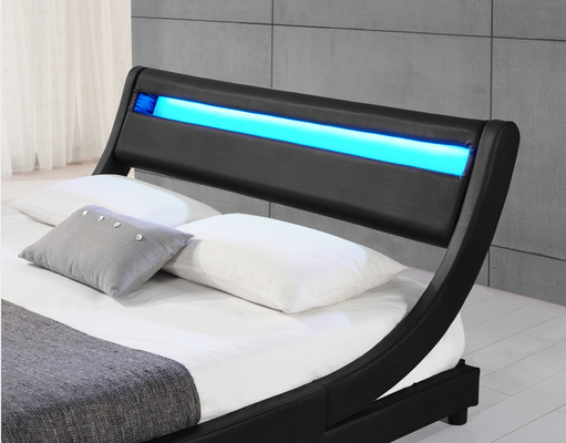 Plywood LED Upholstered Bed Light Headboard PU Kulit Hitam Bingkai Tempat Tidur Ganda