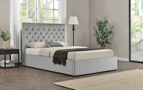 Rangka Tempat Tidur Berlapis Berumbai Platform Ukuran Raja Dengan Headboard Kancing